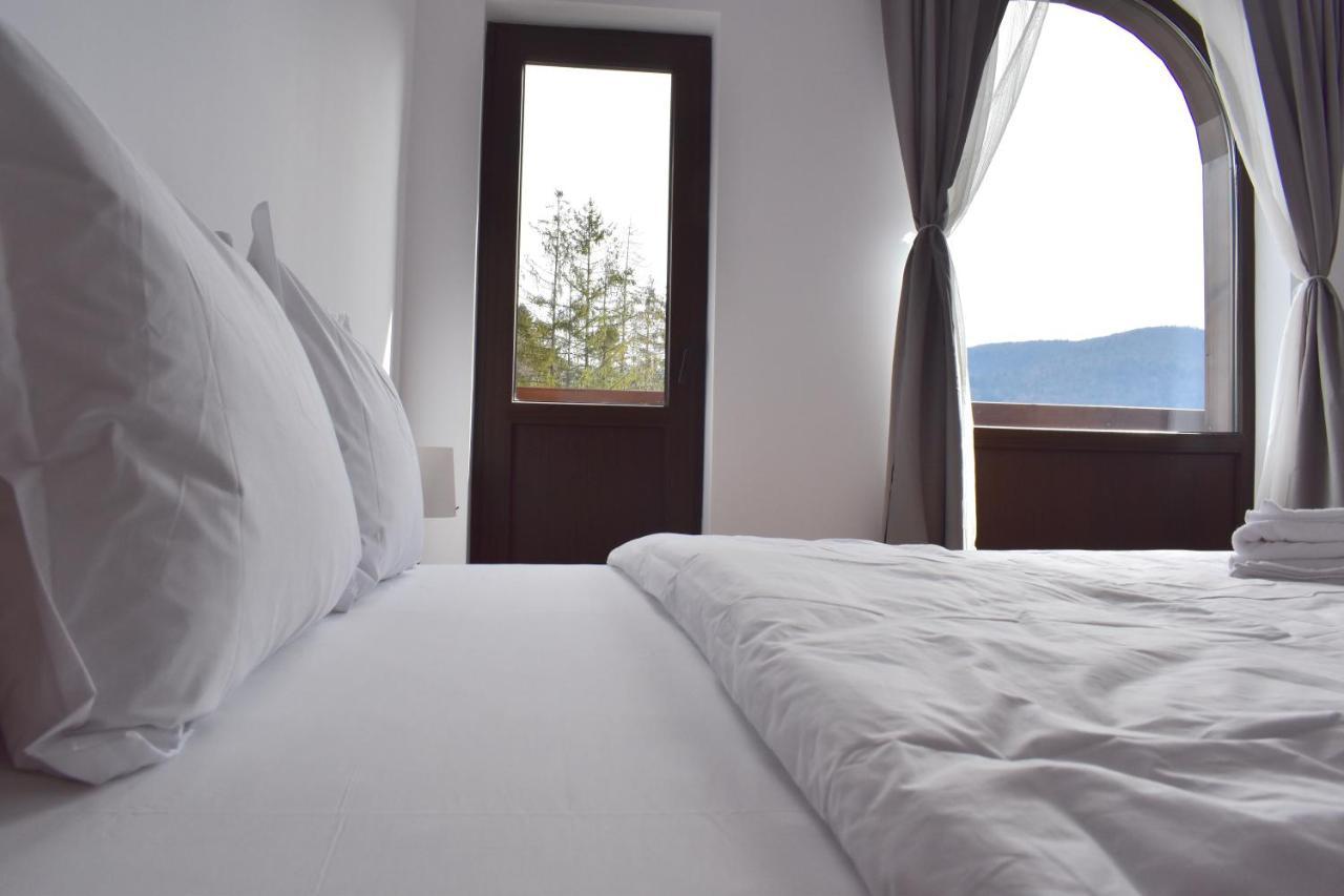 Cosy&Minimalistic Apartments - Haret Building Sinaia Extérieur photo