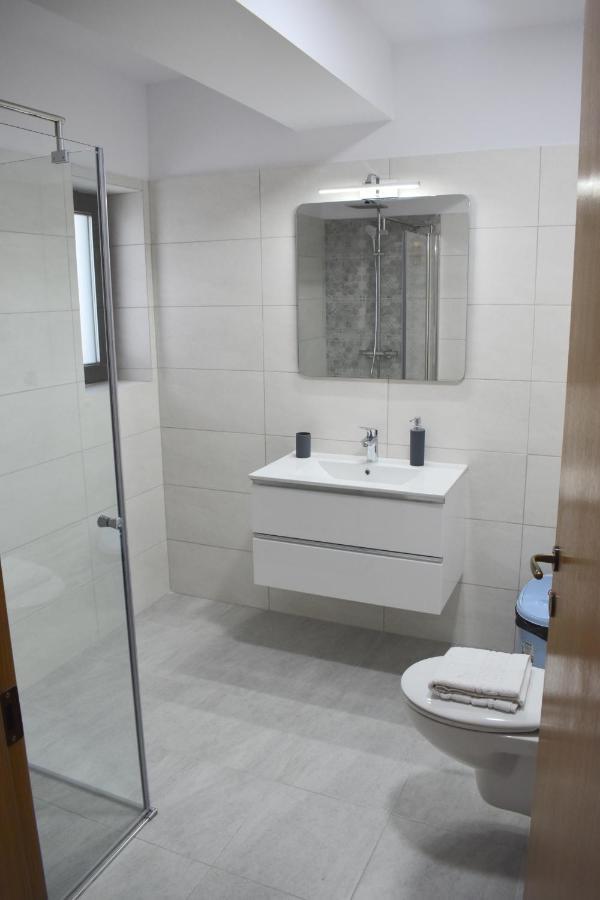 Cosy&Minimalistic Apartments - Haret Building Sinaia Extérieur photo