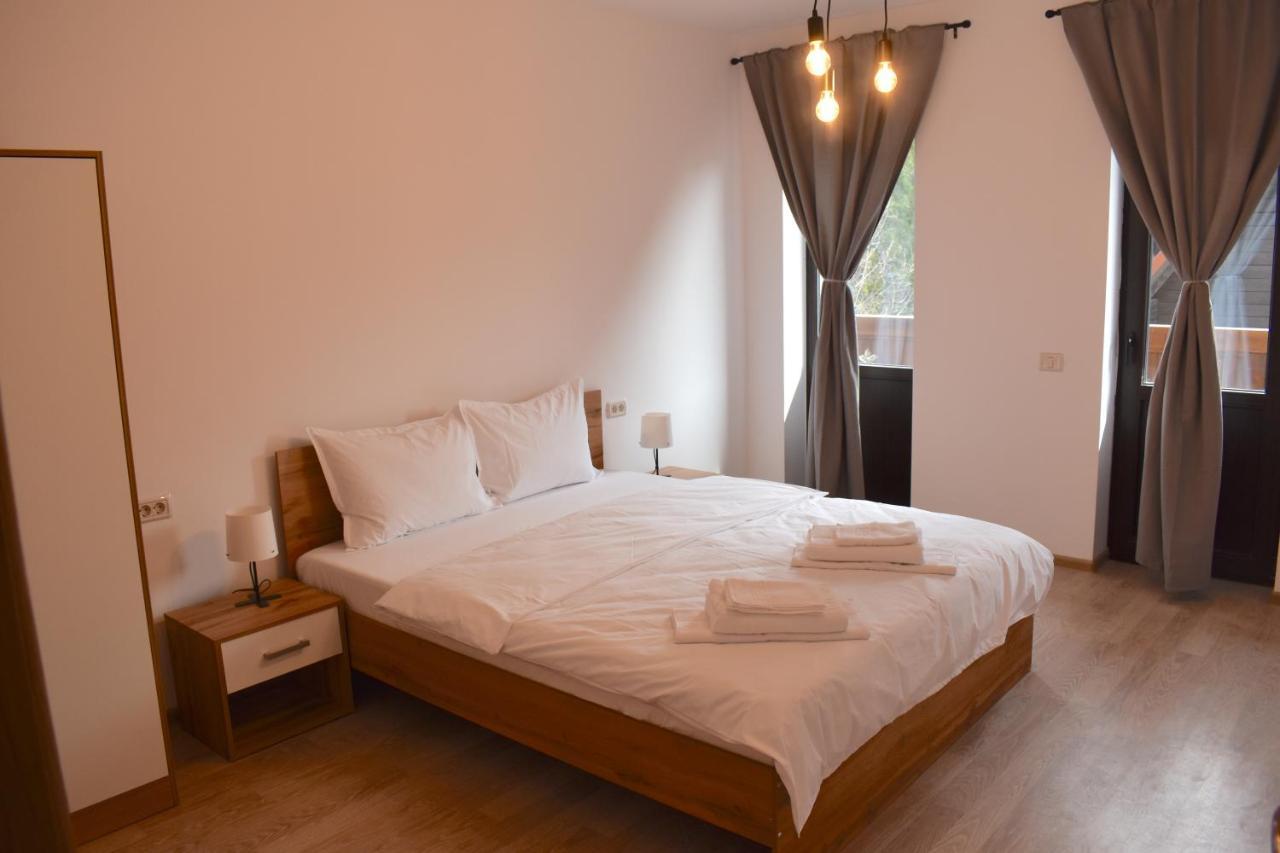 Cosy&Minimalistic Apartments - Haret Building Sinaia Extérieur photo